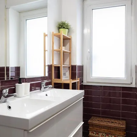 Majo Apartment *
